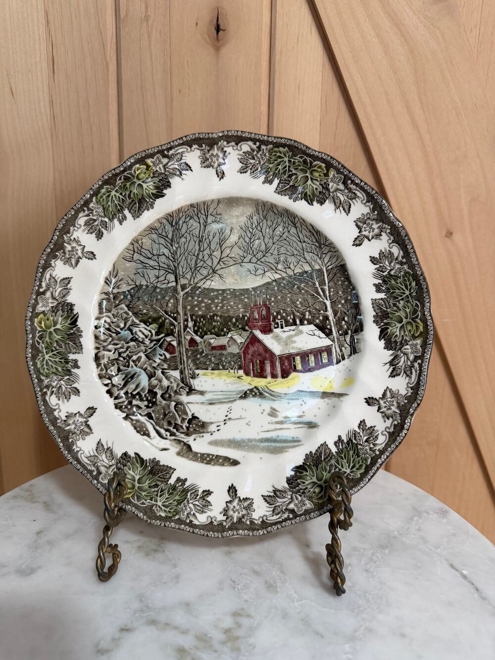 Vintage Johnson Brothers Friendly Village "The School House" Dinner Plate 9 3/4"